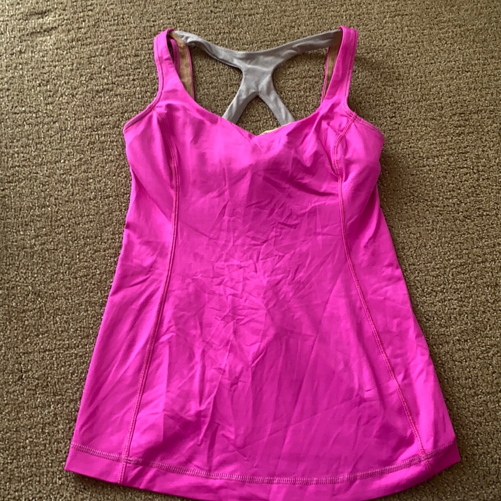 Lululemon workout tank